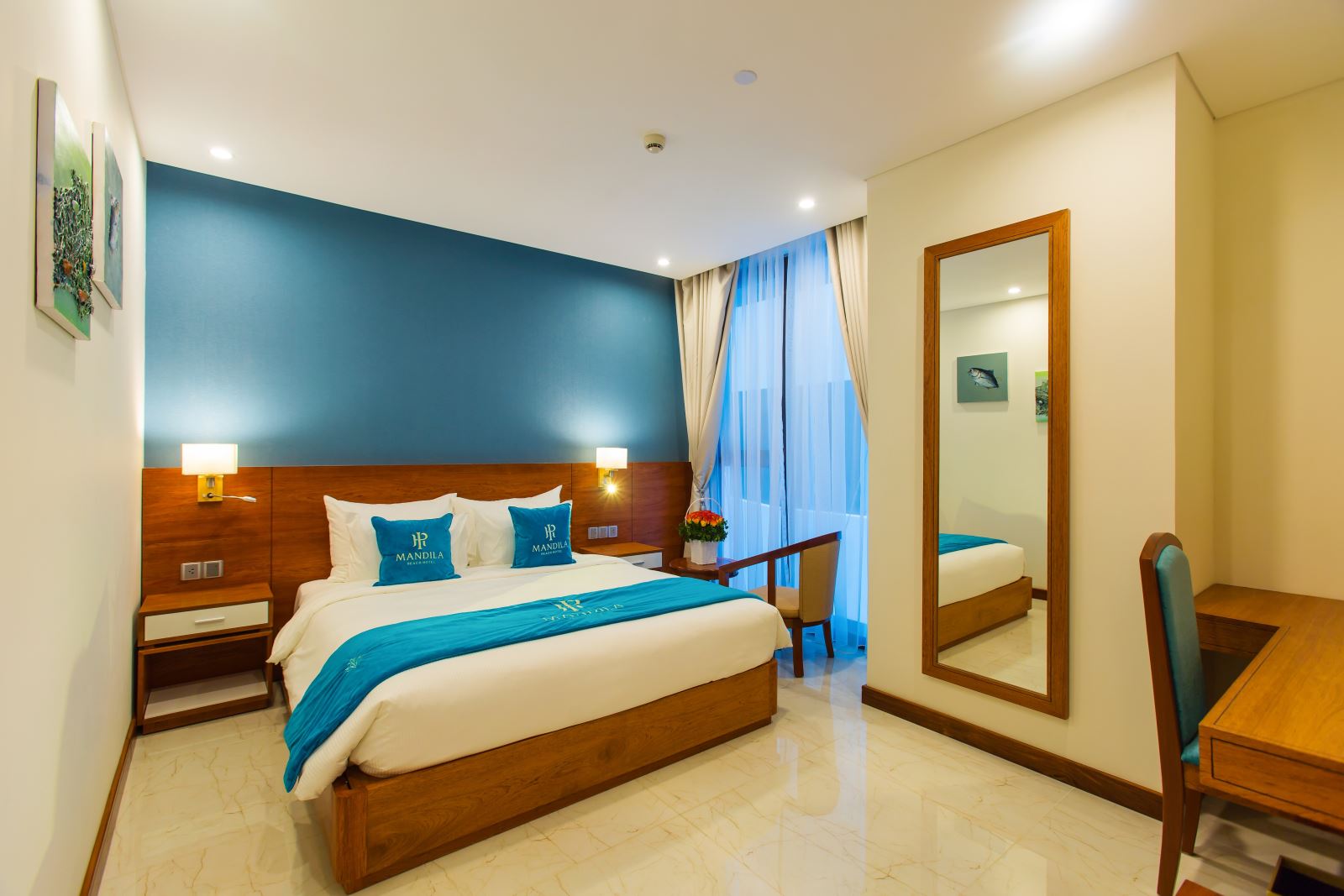 http://www.hotel24h.com.vn/hotel/171/khach-san-mandila-da-nang-mandila-beach-hotel-danang-02366558007